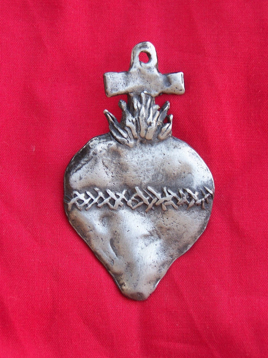 Tin/Silver Sacred Heart with Thorns and Cross Milagro Ex Voto