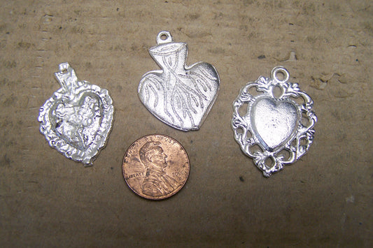 Lot of 3 Pot Metal Sacred Hearts Milagro Ex Voto - Mexico